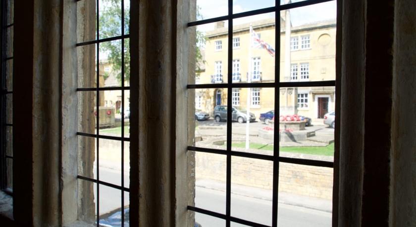 Badgers Hall Chipping Campden Room photo